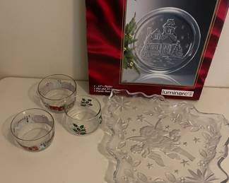Christmas trays and small bowls 