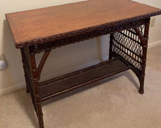 Wicker table with wooden top 