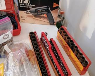 Reversible drill and more Mac sockets