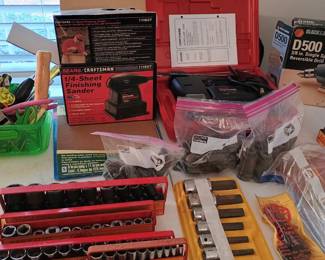 Sander, scroll saw, all of these sockets are Mac
