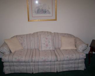 STRIPED FLORAL SOFA
