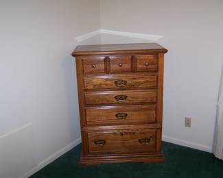 TALL OAK CHEST