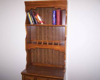 ANOTHER OAK BOOKCASE-CHEST