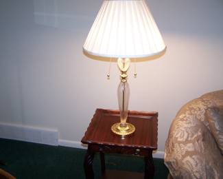 THE OTHER LAMP TABLE & LAMP