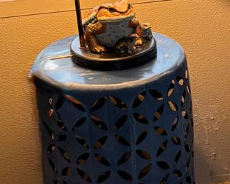 This frog lamp in the sunroom is sooooo adorable!!