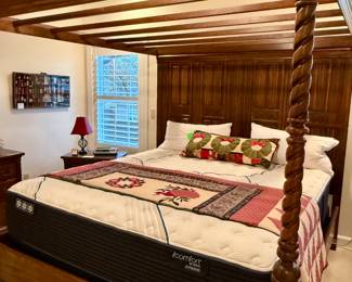 Ethan Allen Royal Charter King Bed - more pieces in pics that follow