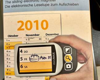 miniMAX Sliding Electronic Magnifier