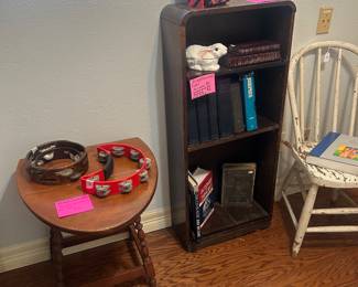 Cute antique drop leaf small table, antique oak small bookcase