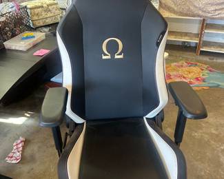 Gaming chair