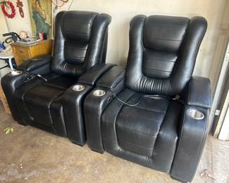 Pair of electric recliners from Sam’s wholesale 