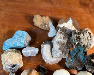 This lot features a large collection of various rocks and minerals.