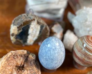This lot features a large collection of various rocks and minerals.