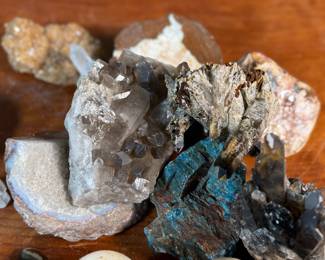 This lot features a large collection of various rocks and minerals.