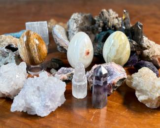 This lot features a large collection of various rocks and minerals.