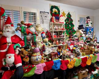 CHRISTMAS FUN! VINTAGE AND MODERN!