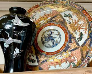 ANTIQUE JAPANESE MEIJI PERIOD CLOBBER WARE CHARGER.