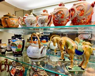 THE MORIAGE DRAGON TEAPOTS! SO MANY TANG DYNASTY STYLE HORSES!