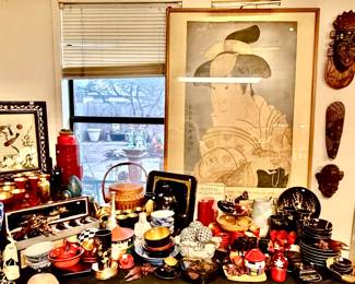 JAPANESE LACQUERWARE FOR A FUN GIFT!