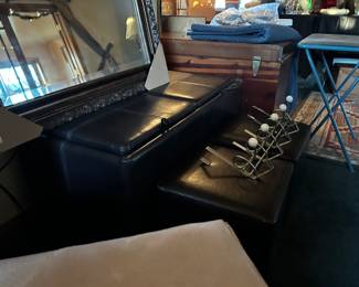 Coffee Table Storage w 2 Stools