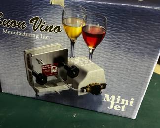 Bono Vino Mini Jet Wine Pump