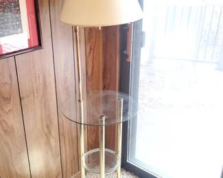 Floor lamp