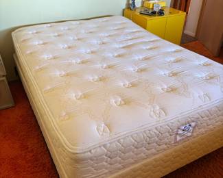  Clean full size mattress and boxspring 