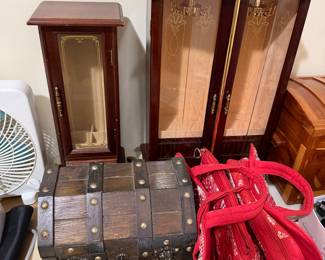 Jewelry boxes