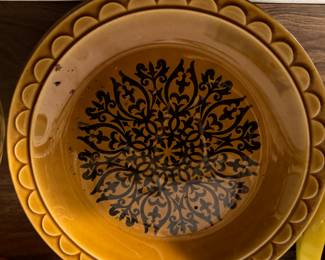 Homer Laughlin Coventry Castilian Granada dinner plate