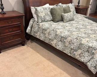 sleigh bed