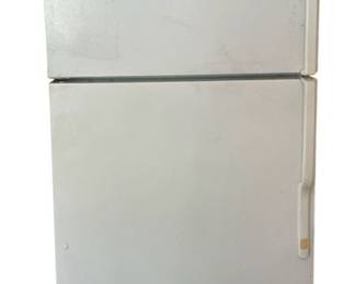GE NoFrost RefrigeratorFreezer