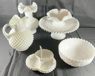 004 Vintage Fenton Hobnail