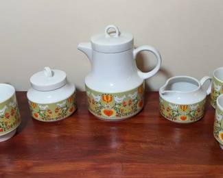 006 Vintage 7 Piece Capistrand Japan Ceramic Teaset