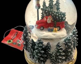 Musical Christmas Snow Globe