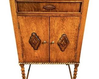 MidCentury Limit HandCranked Gramophone