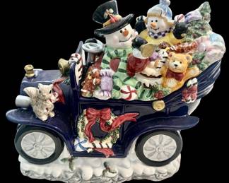 Snowmen in Car Cookie Jar