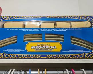 Walt Disney Monorail train set