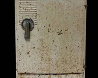 Lumor Metal Toy Refrigerator ator