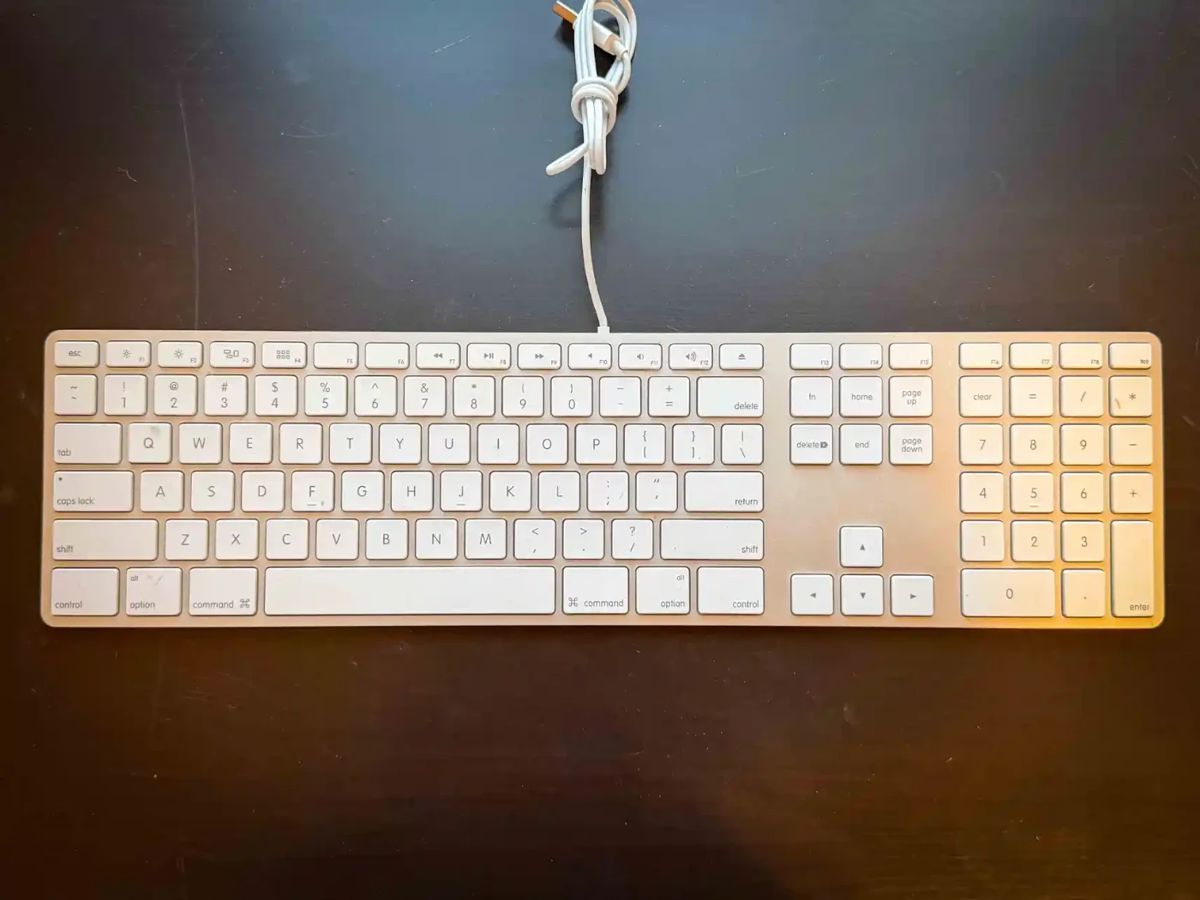 Apple Full-Size Wired Keyboard