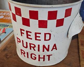 FEED PURINA RIGHT BUCKET
