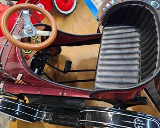 PEDAL CAR