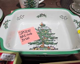 SPOKE CHRISTMAS BAKING DISH
