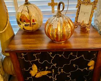 Bombay Company , two wonderful art pumpkins for your table next week
