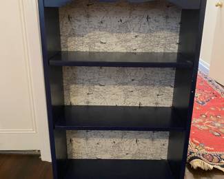 Children’s petit bookshelf