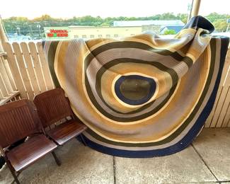 10’ diameter vintage hook rug