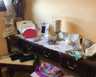 Table/ Desk 
W/ 2 benches
