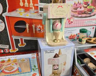 Assorted wooden kitchen toys, all new. 