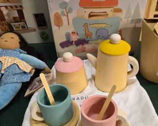 Beautiful wooden tea set handmade by Raduga Grez of Russia. New and unused. 