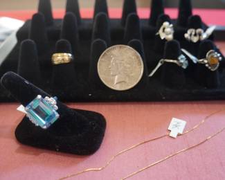 1923 plain Peace Dollar