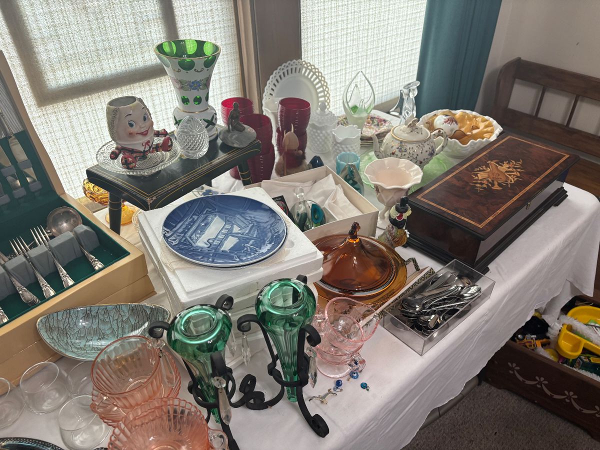 Humpty dumpty, vintage glassware, pottery, Lotton Glass perfume