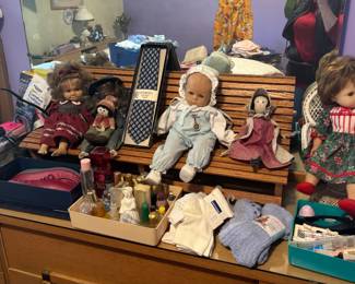 doll bench, dolls, perfumes, new ladies accessories